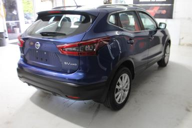 Nissan Qashqai 2021 - Thumbnail 6