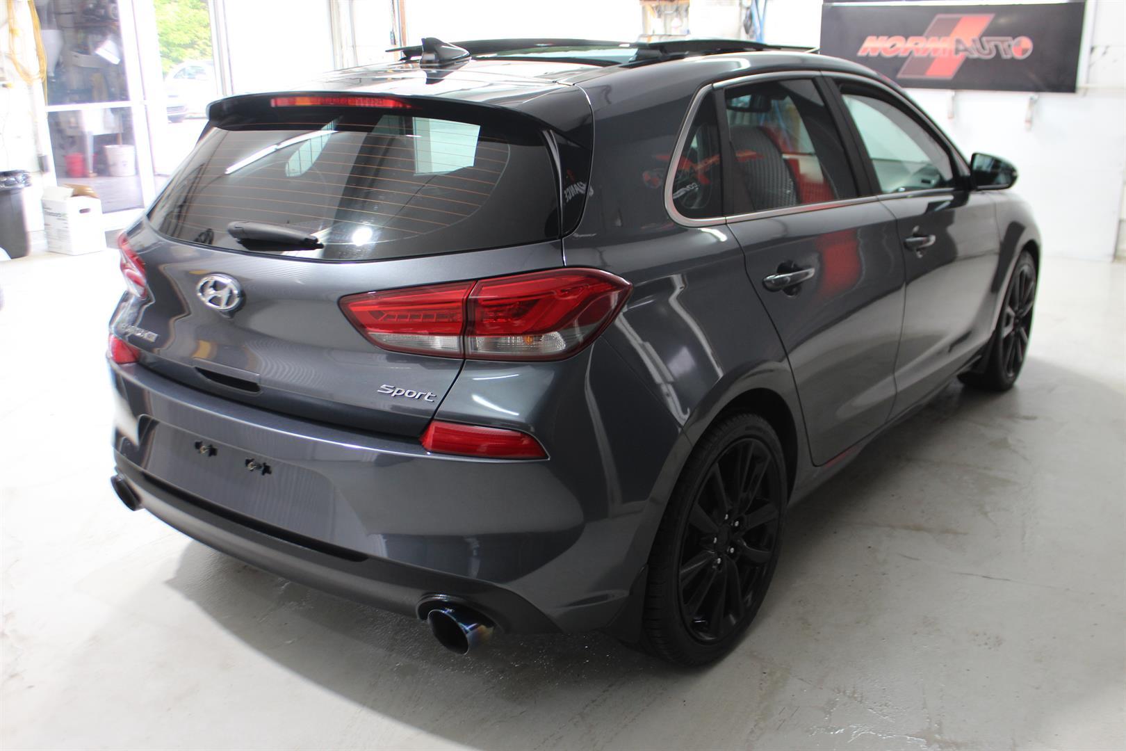 Hyundai Elantra Gt 2018 - Image 6