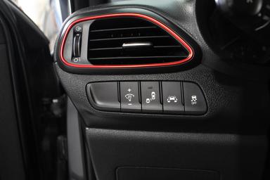 Hyundai Elantra Gt 2018 - Thumbnail 13