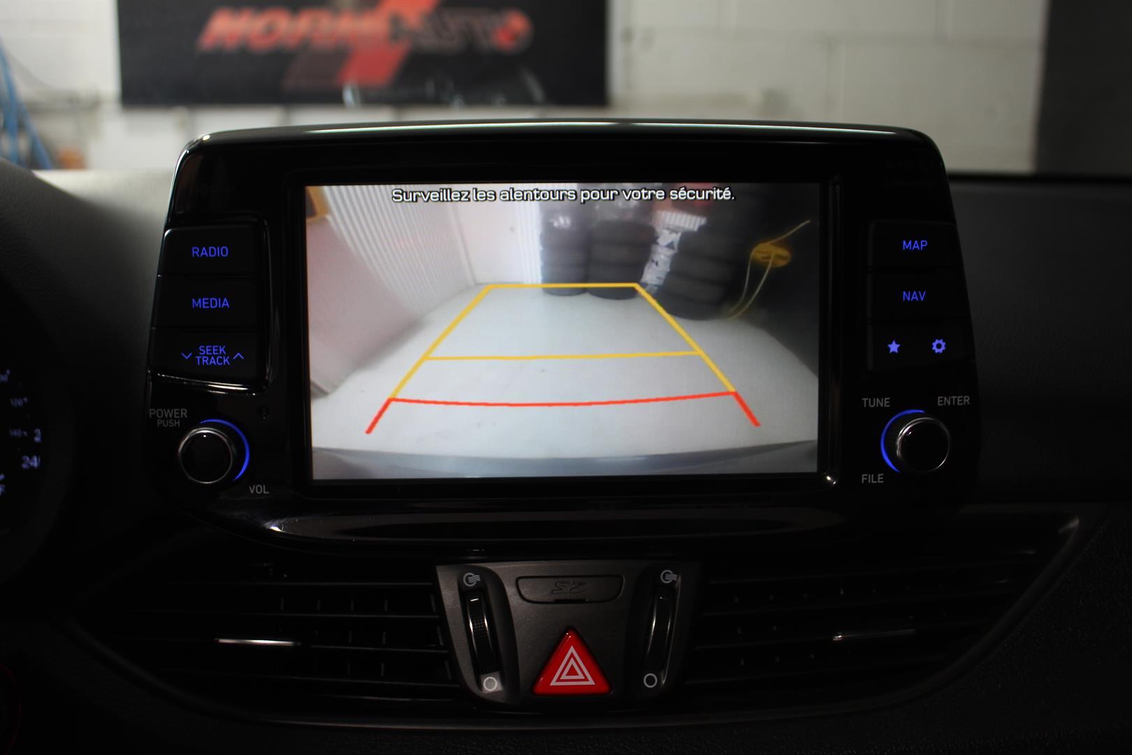 Hyundai Elantra Gt 2018 - Image 22