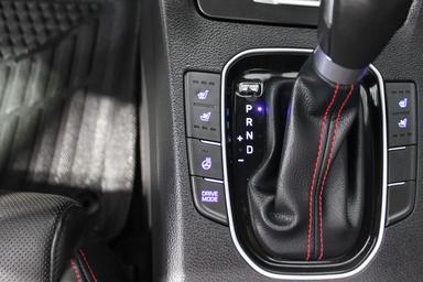 Hyundai Elantra Gt 2018 - Thumbnail 27