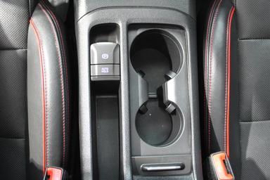 Hyundai Elantra Gt 2018 - Thumbnail 28