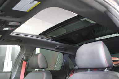 Hyundai Elantra Gt 2018 - Thumbnail 15