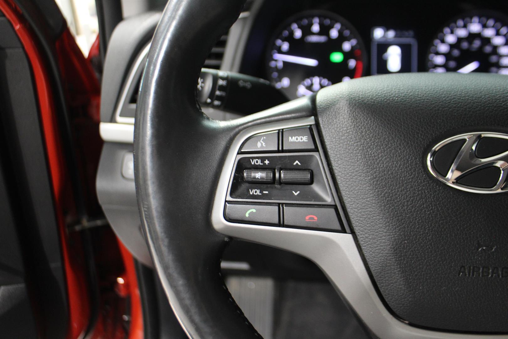 Hyundai Elantra 2018 - Image 15