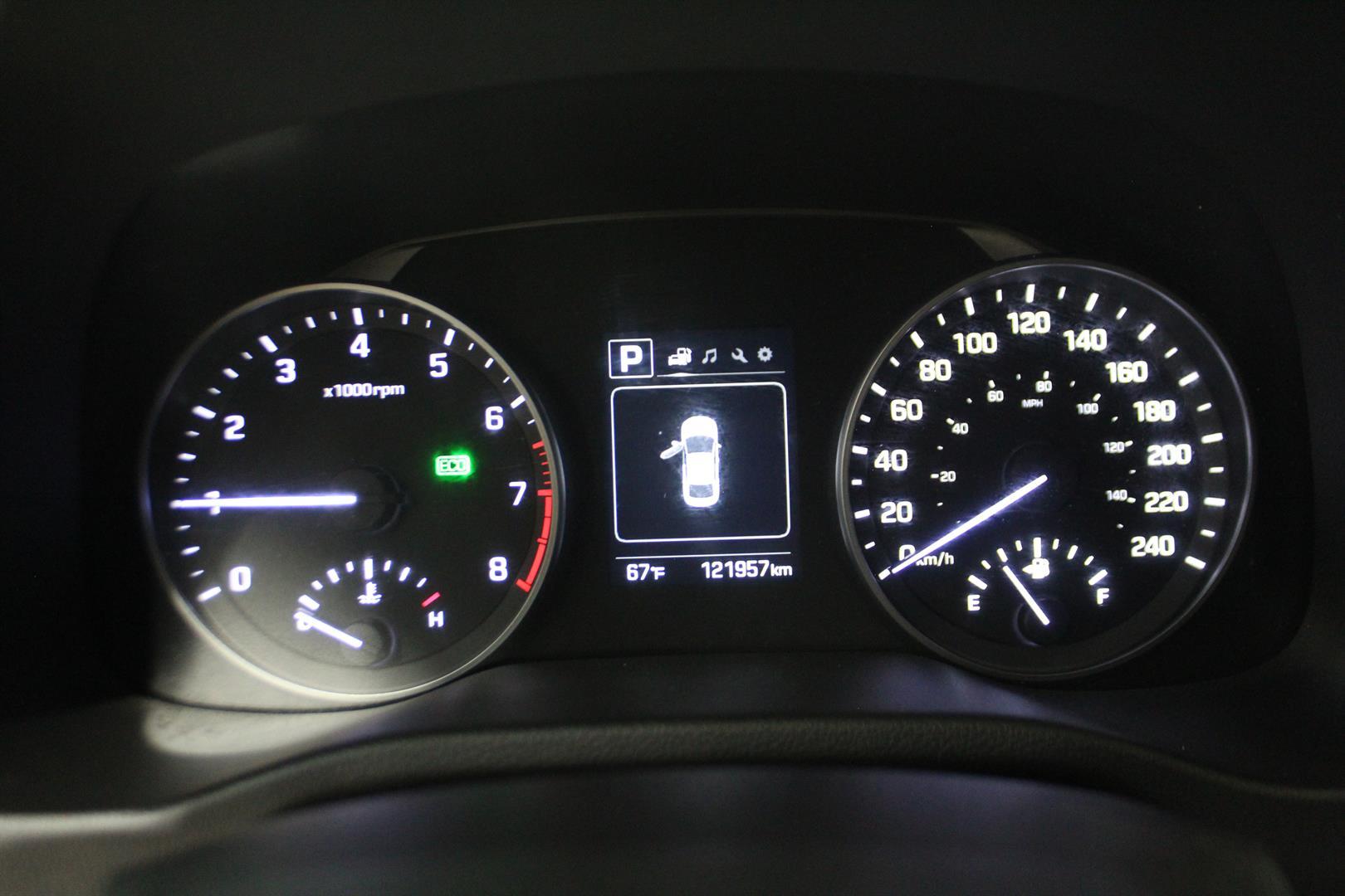 Hyundai Elantra 2018 - Image 17