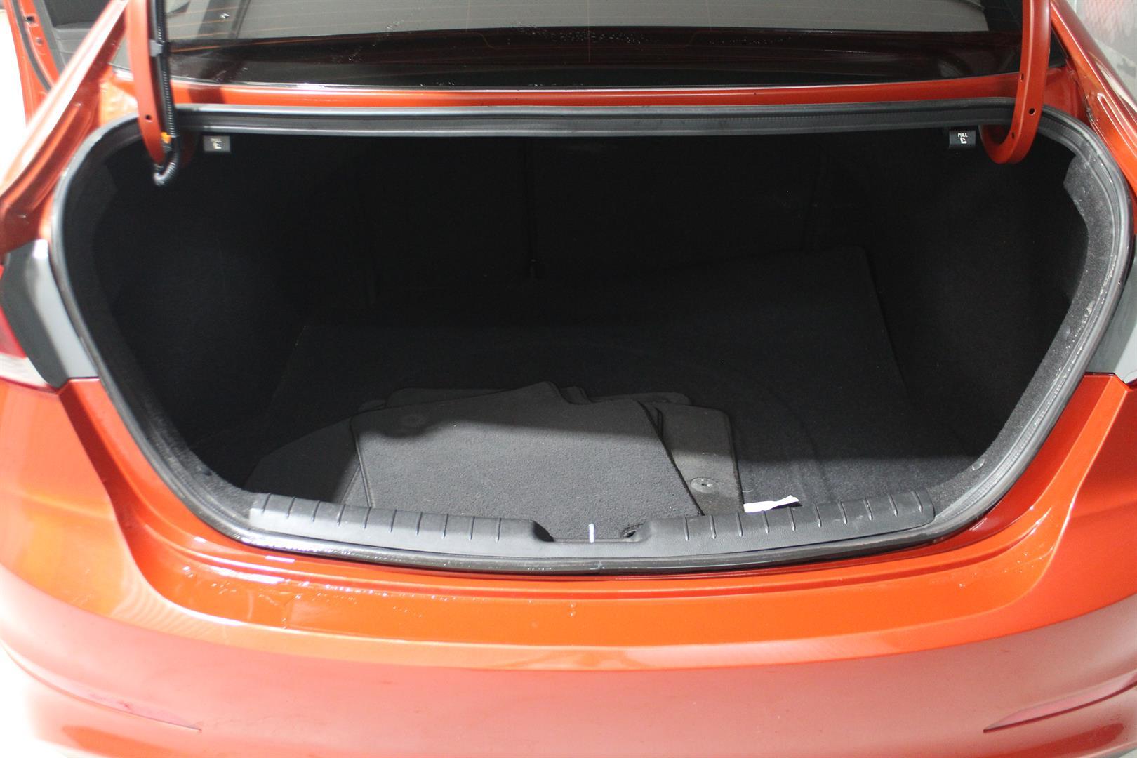 Hyundai Elantra 2018 - Image 26