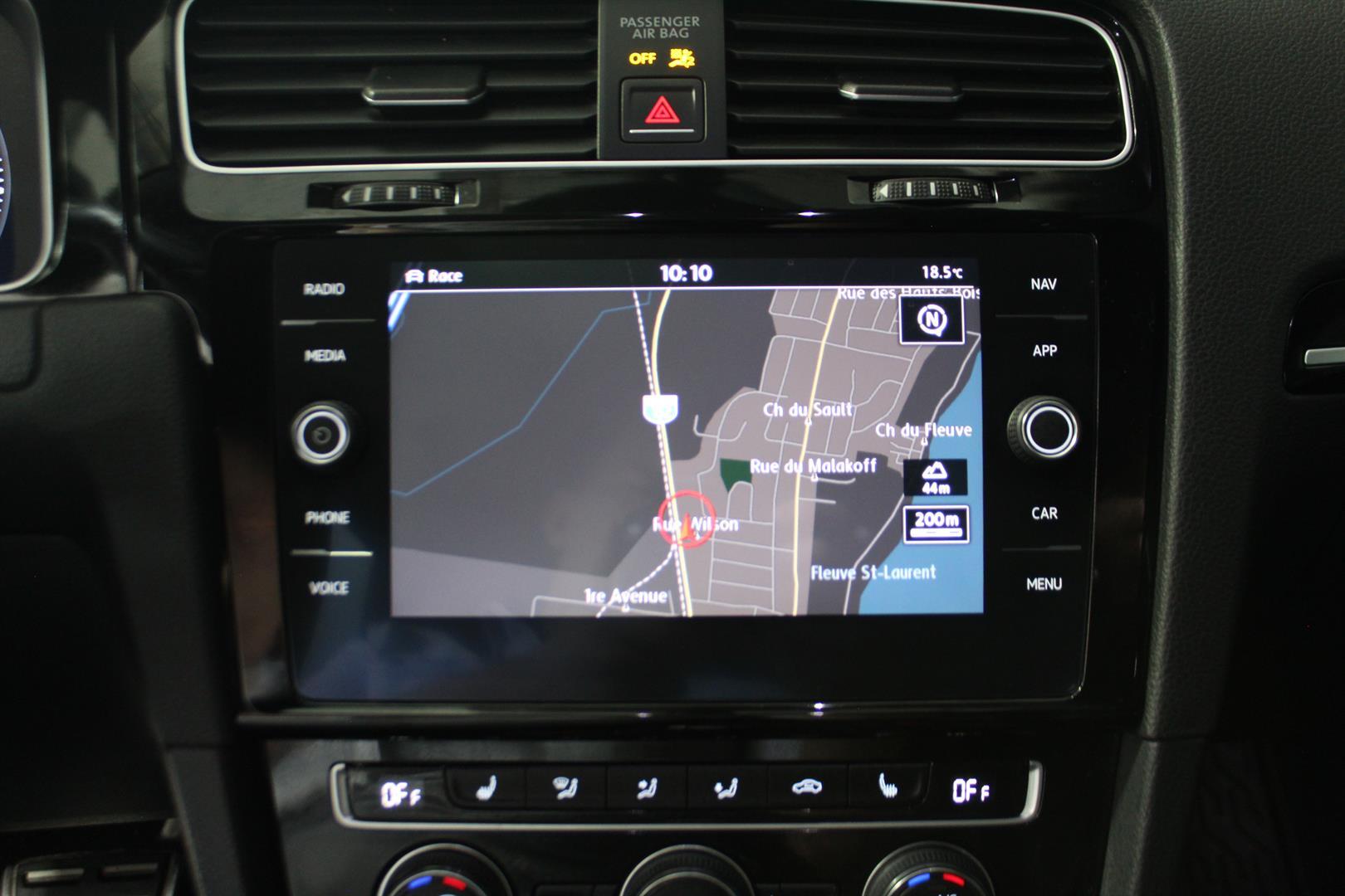 Volkswagen Golf R 2018 - Image 16