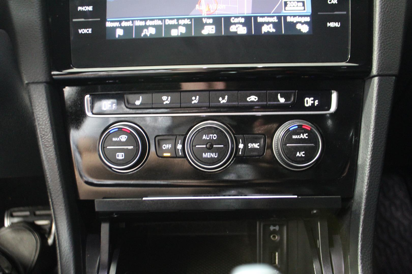 Volkswagen Golf R 2018 - Image 19