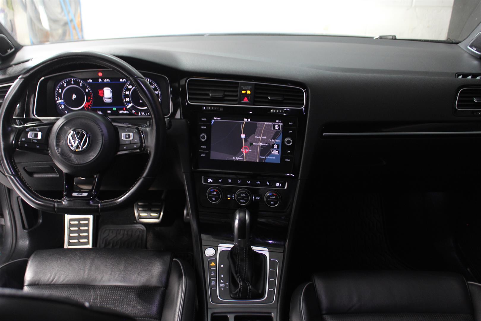 Volkswagen Golf R 2018 - Image 10