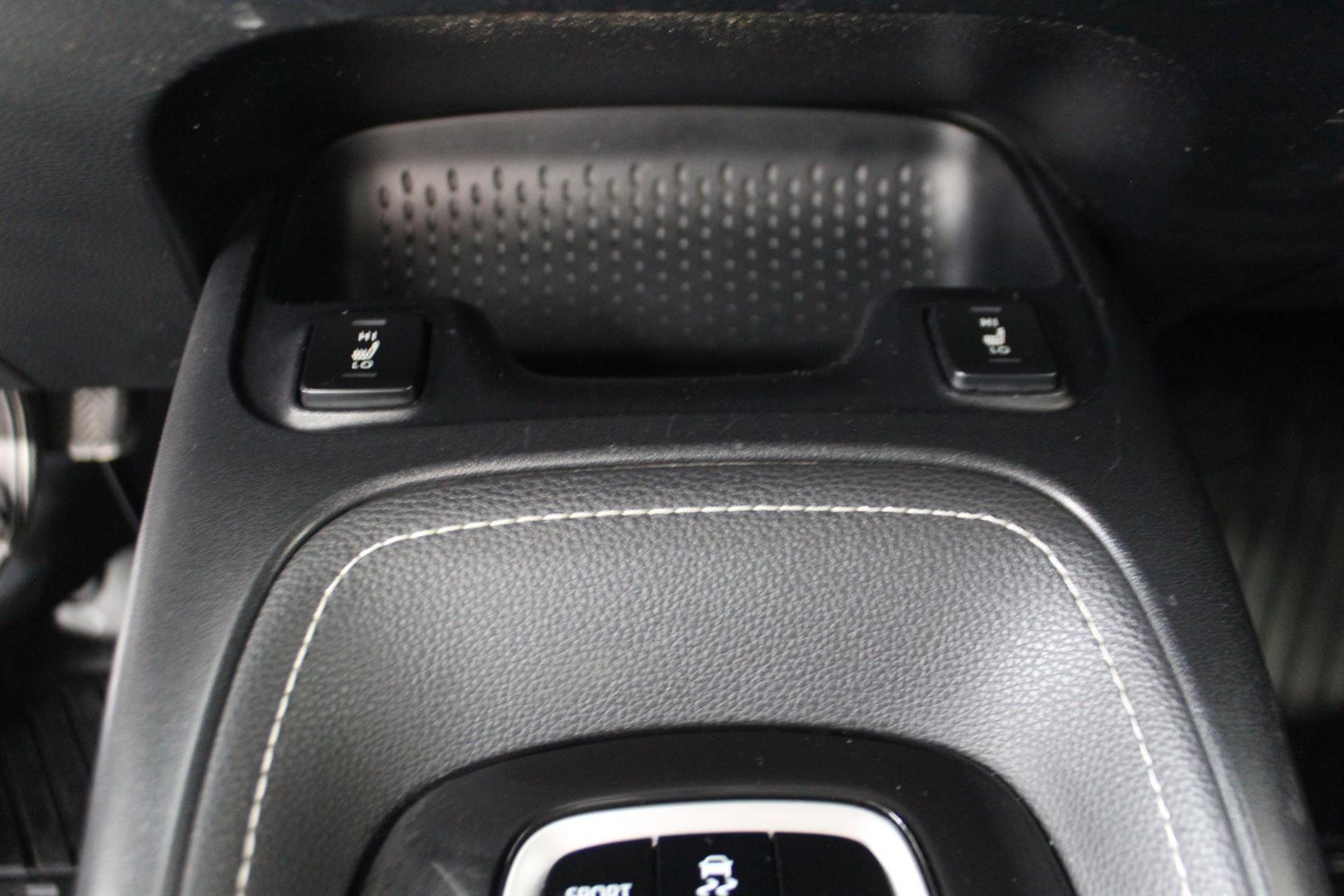 Toyota Corolla Hatchback 2019 - Image 22