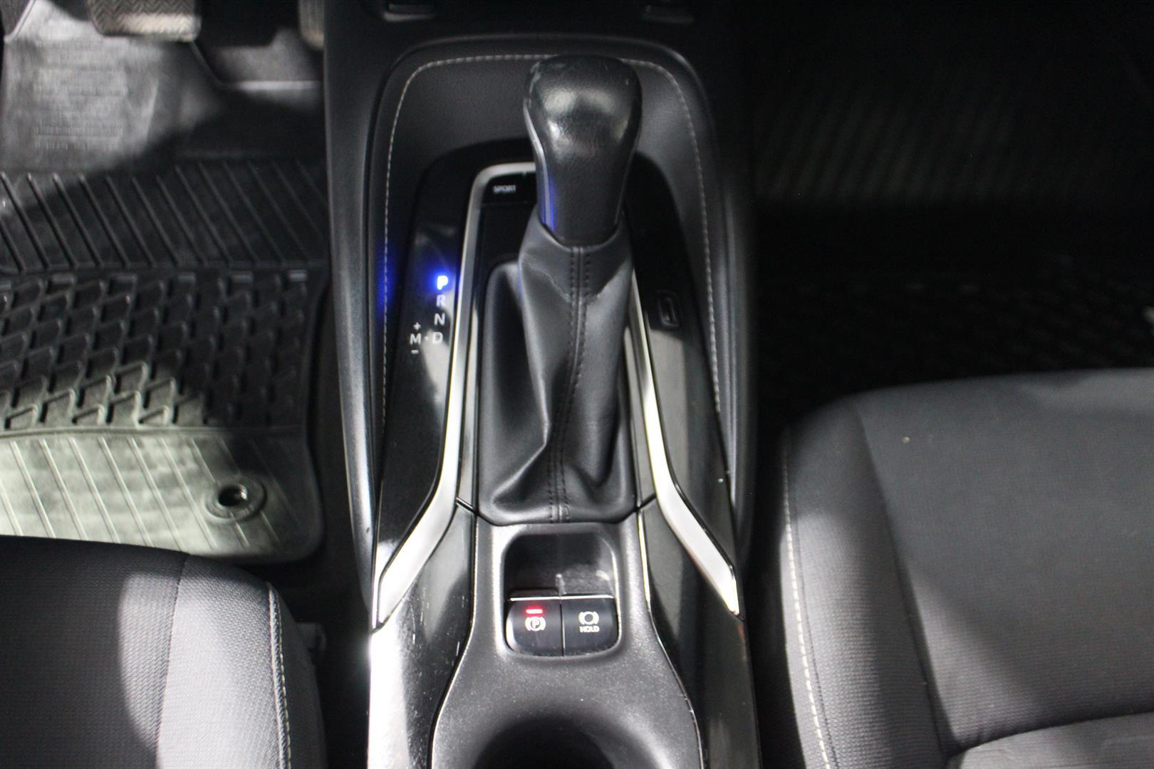 Toyota Corolla Hatchback 2019 - Image 23