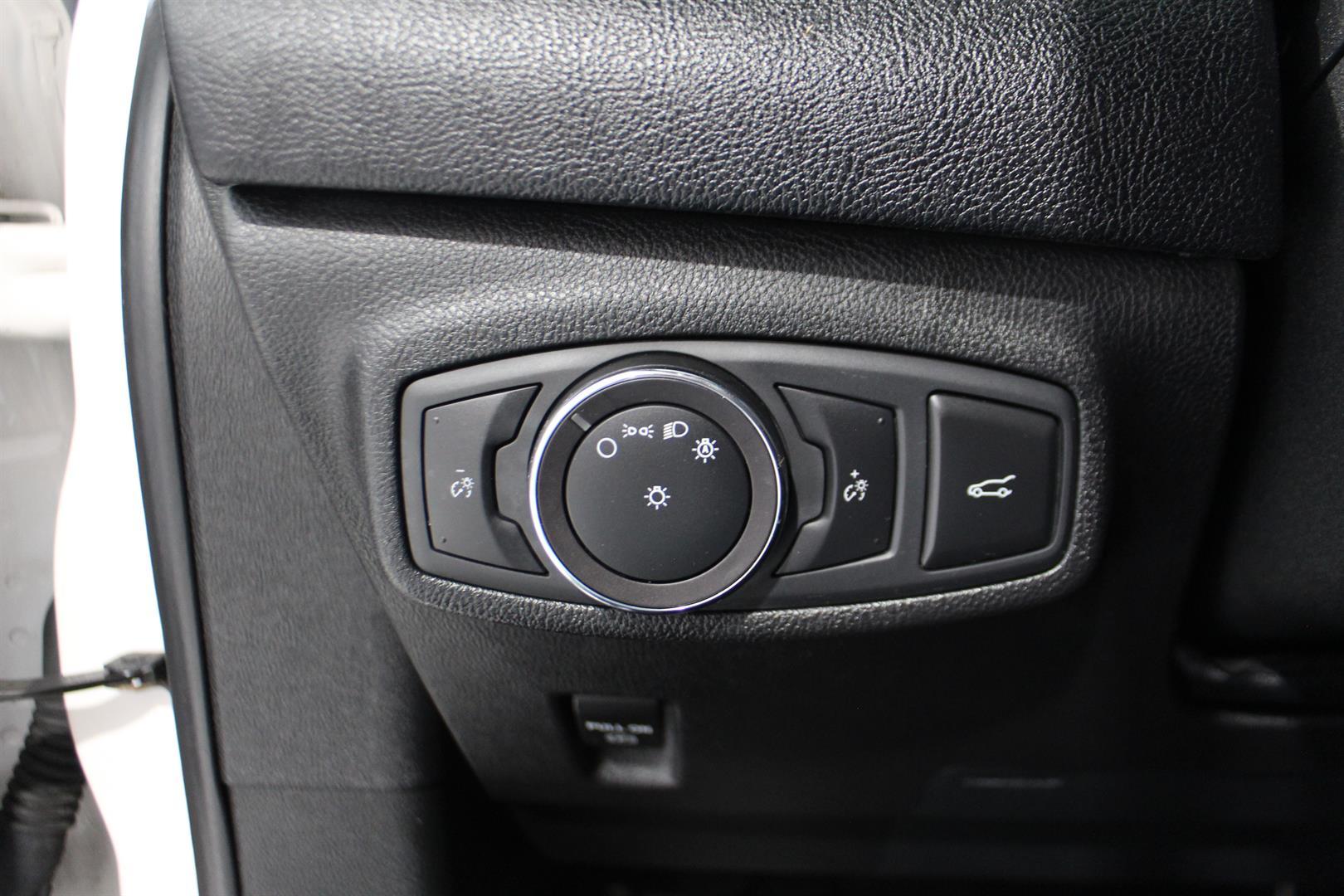 Lincoln MKC 2019 - Image 13