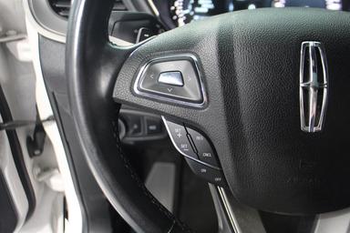 Lincoln MKC 2019 - Thumbnail 17