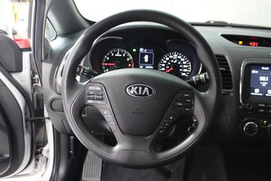 Kia Forte 2017 - Thumbnail 13