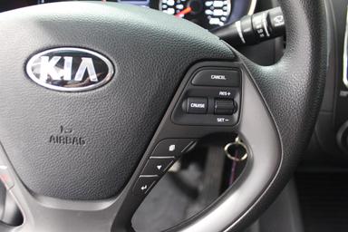 Kia Forte 2017 - Thumbnail 15