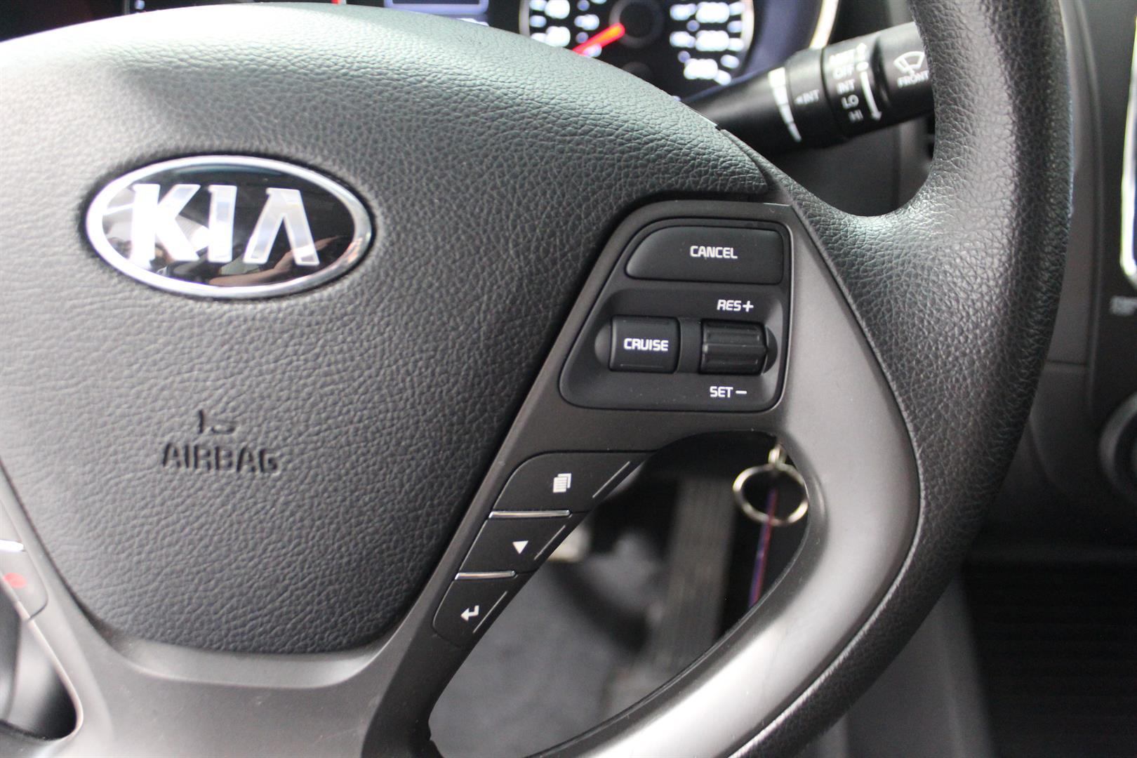 Kia Forte 2017 - Image 15