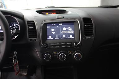 Kia Forte 2017 - Thumbnail 17