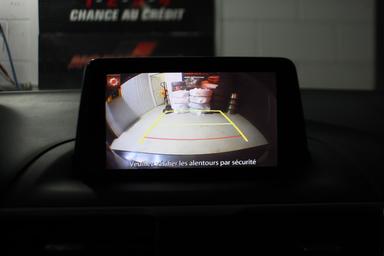 Mazda Mazda3 2017 - Thumbnail 19