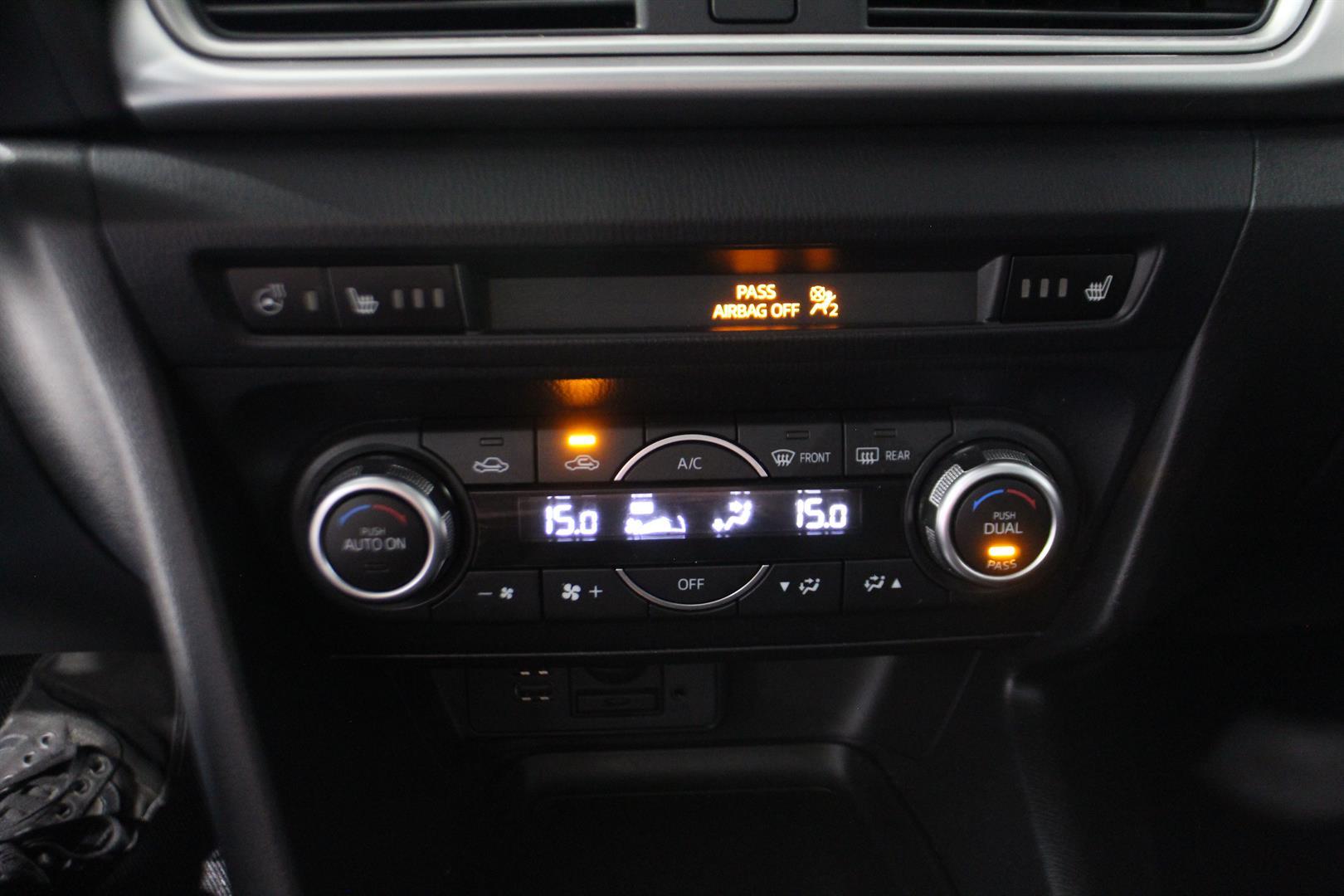 Mazda Mazda3 2017 - Image 20