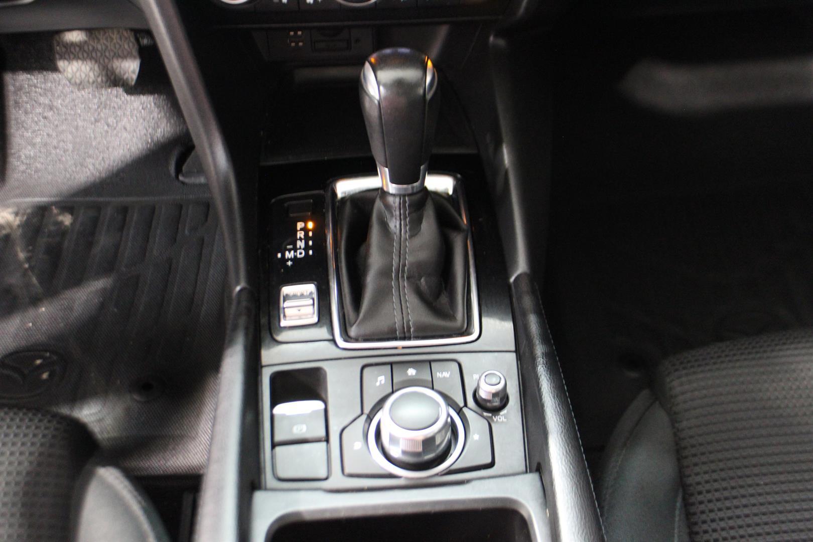 Mazda Mazda3 2017 - Image 21