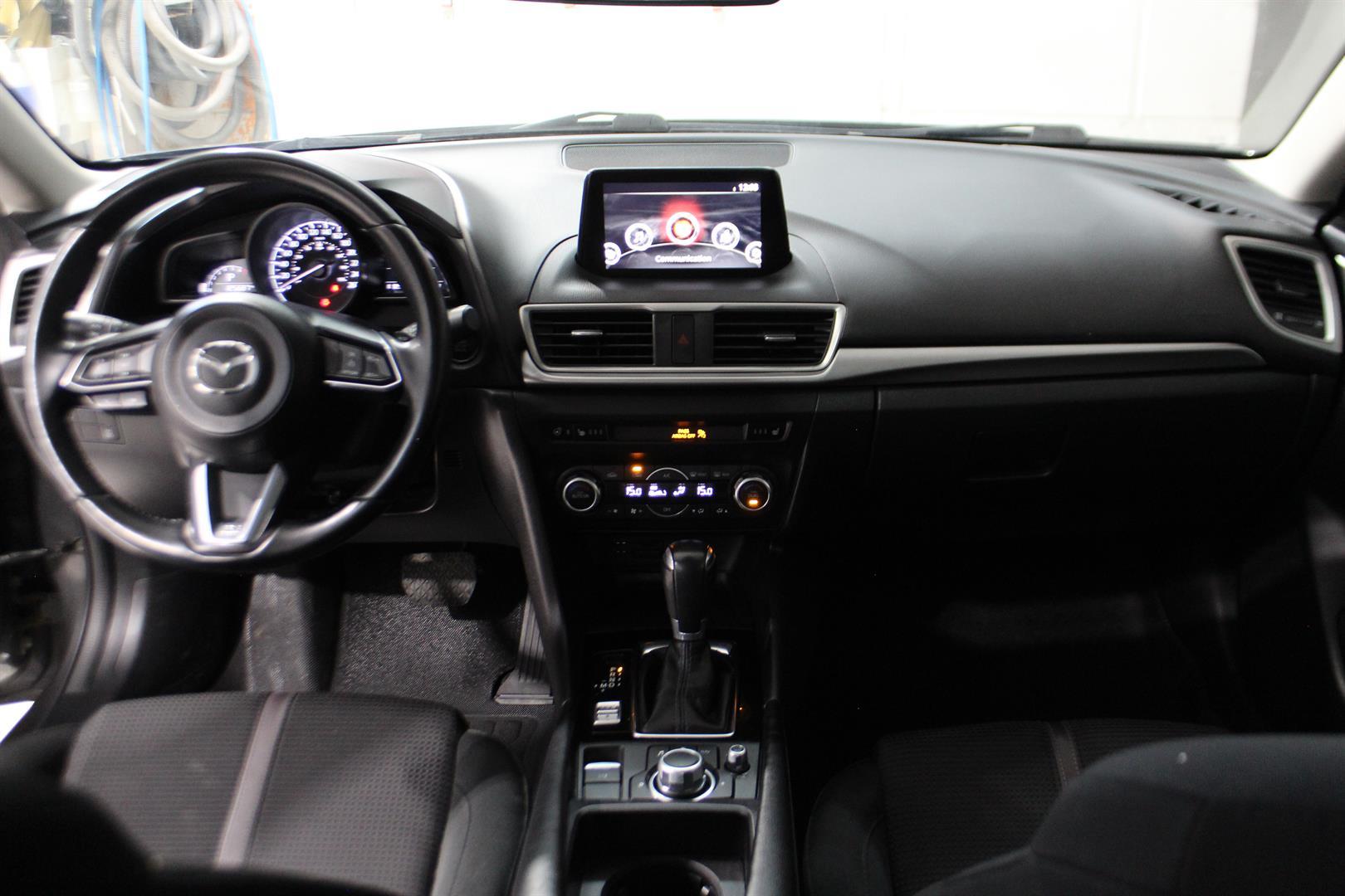 Mazda Mazda3 2017 - Image 11