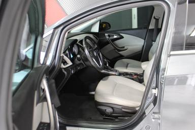 Buick Verano 2017 - Thumbnail 10