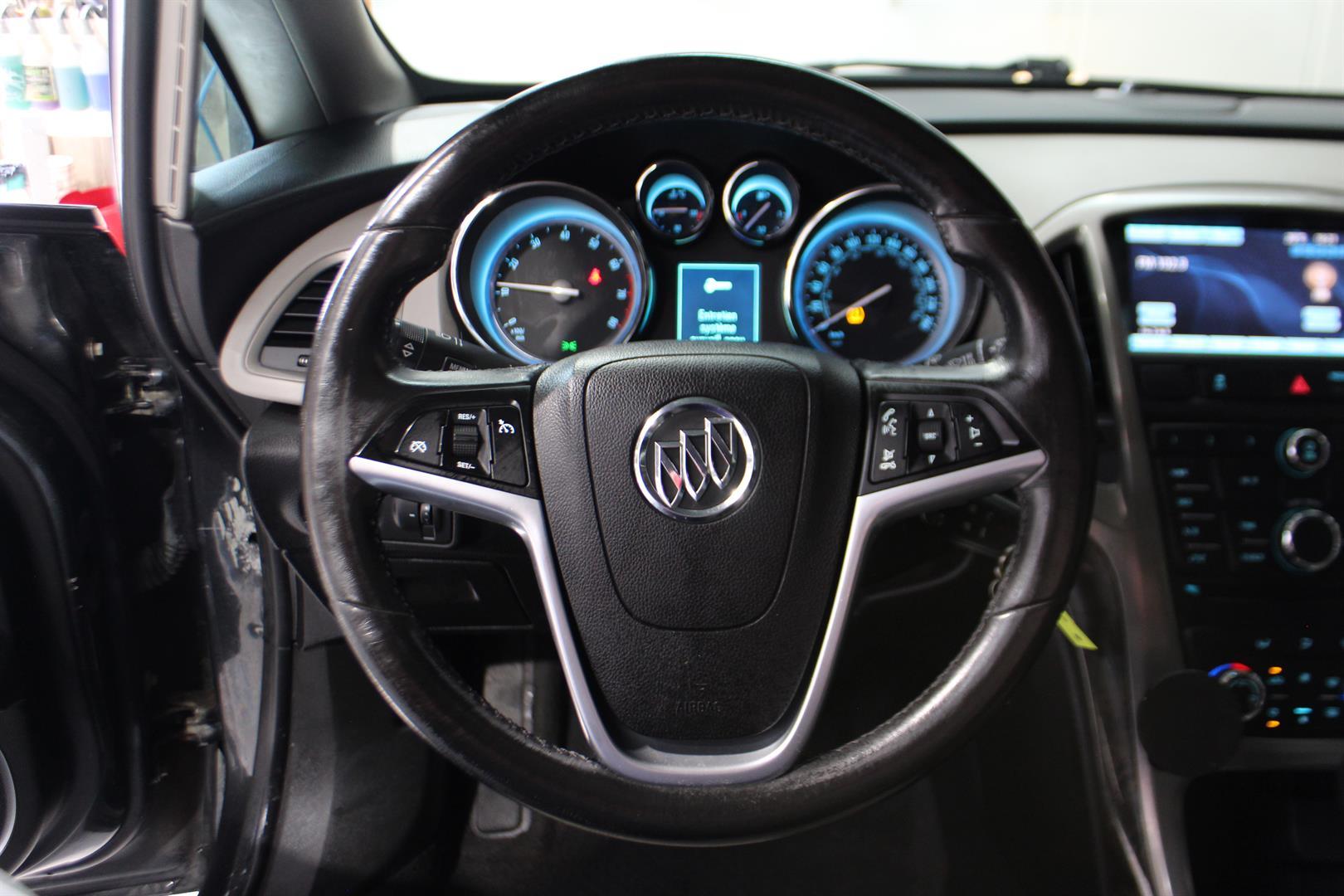 Buick Verano 2017 - Image 13