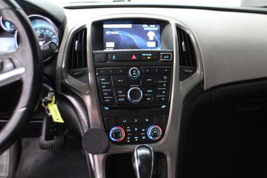 Buick Verano 2017 - Thumbnail 17