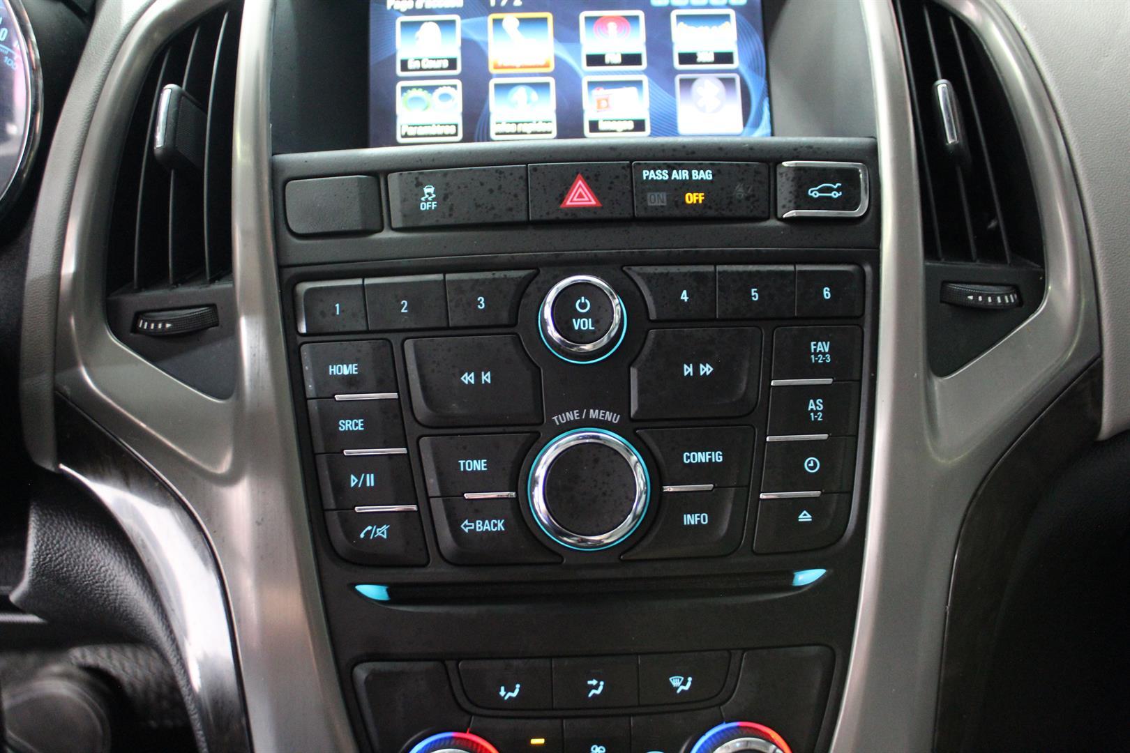 Buick Verano 2017 - Image 20