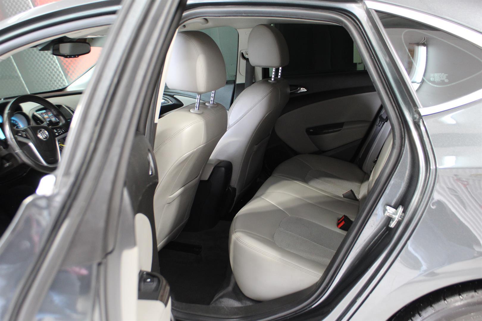 Buick Verano 2017 - Image 24