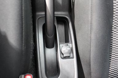 Nissan Micra 2015 - Thumbnail 22