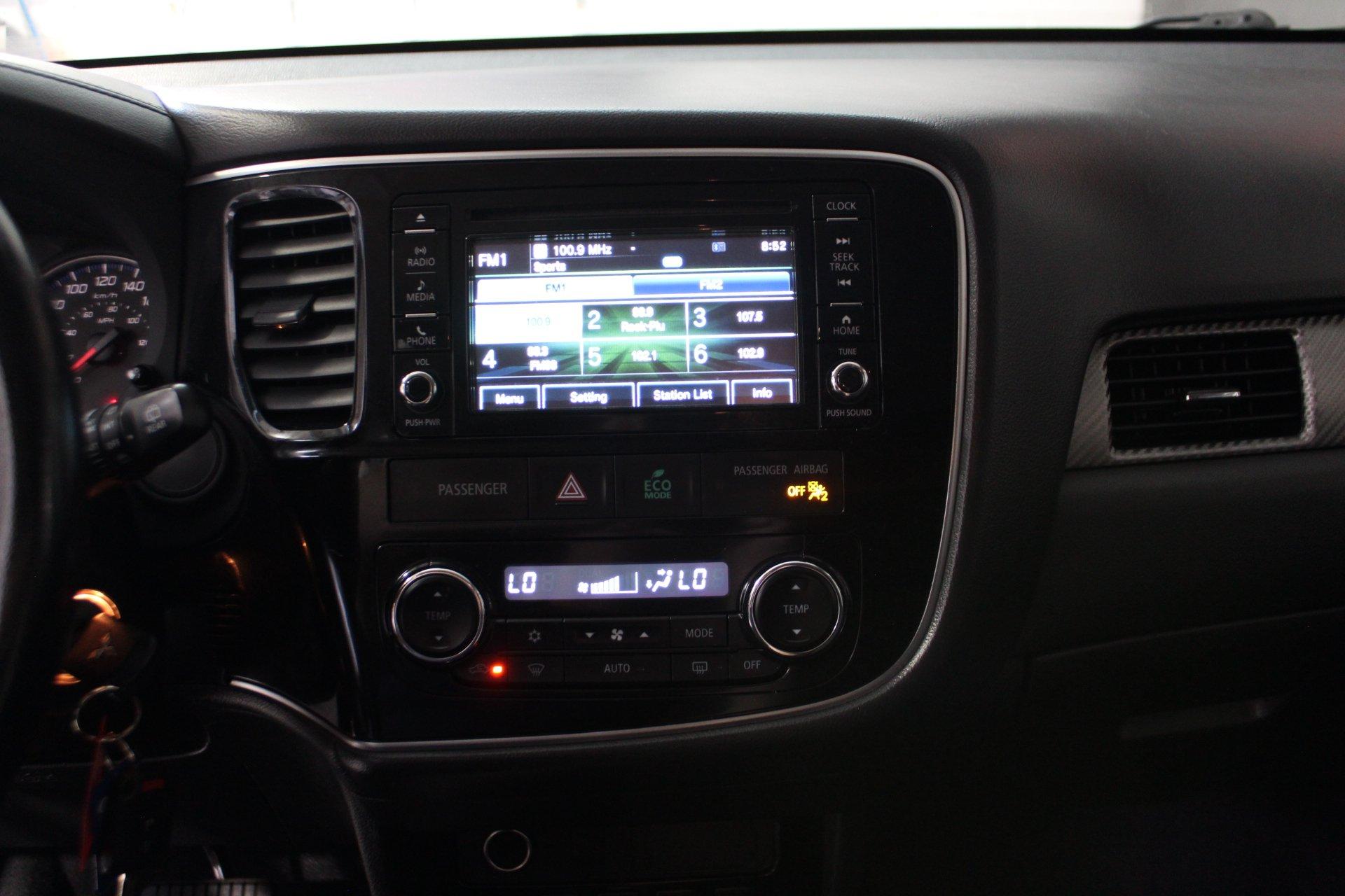 Mitsubishi Outlander 2017 - Image 16