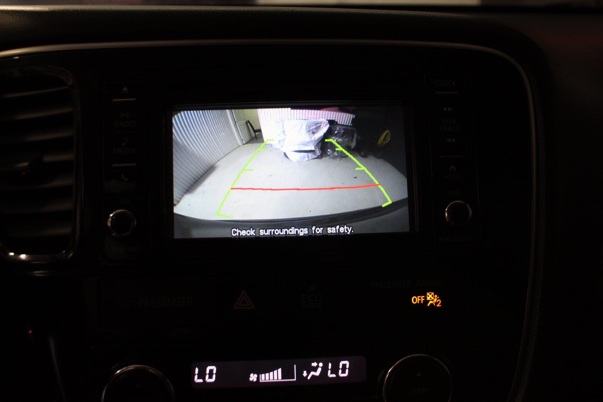 Mitsubishi Outlander 2017 - Image 18