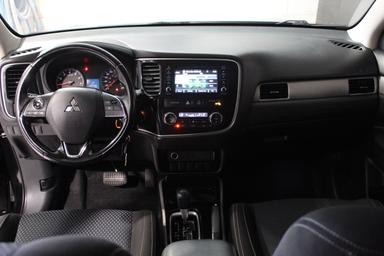 Mitsubishi Outlander 2017 - Thumbnail 11