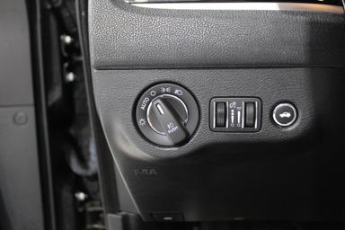 Chrysler 300 2017 - Thumbnail 11