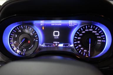 Chrysler 300 2017 - Thumbnail 17