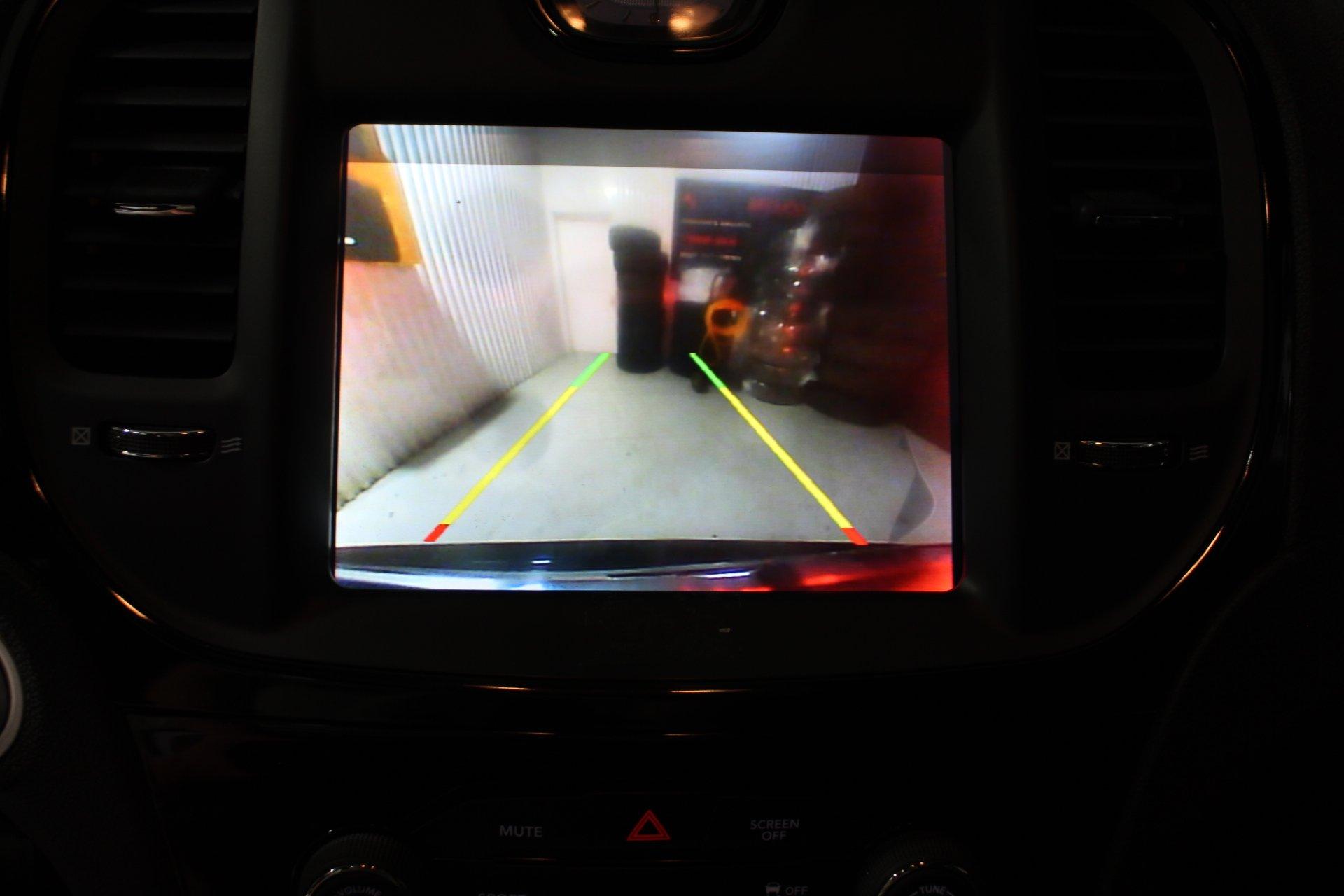 Chrysler 300 2017 - Image 20