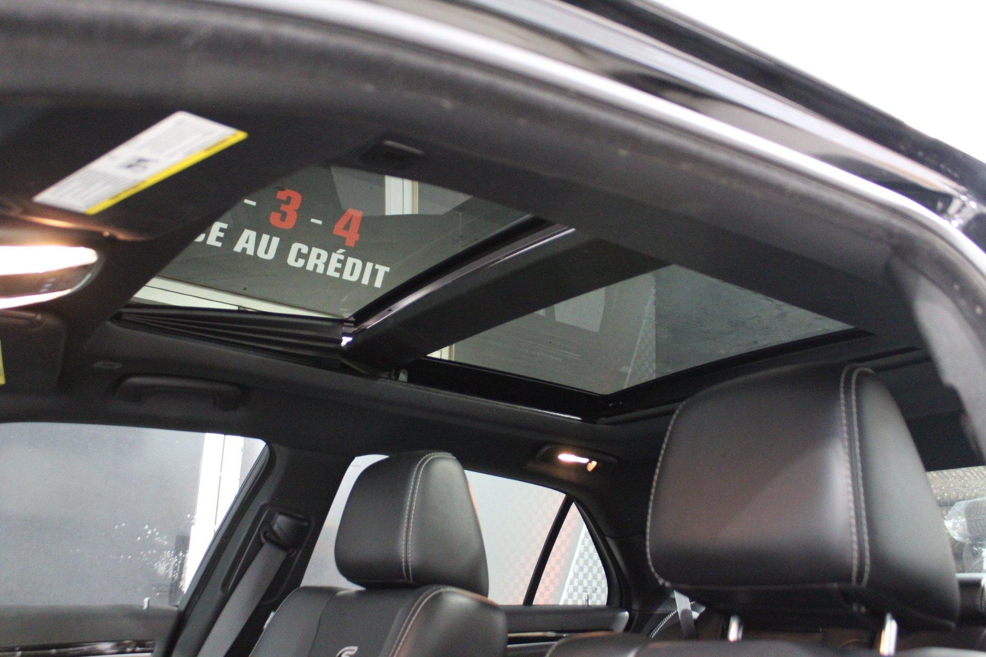 Chrysler 300 2017 - Image 13