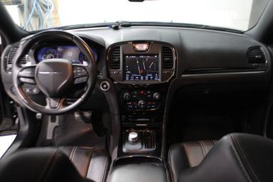 Chrysler 300 2017 - Thumbnail 12