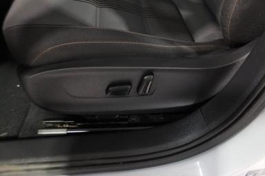 Volkswagen Jetta 2017 - Thumbnail 12