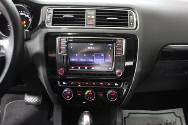 Volkswagen Jetta 2017 - Thumbnail 20
