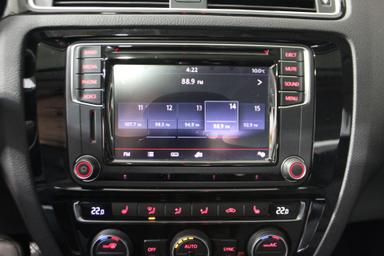 Volkswagen Jetta 2017 - Thumbnail 21