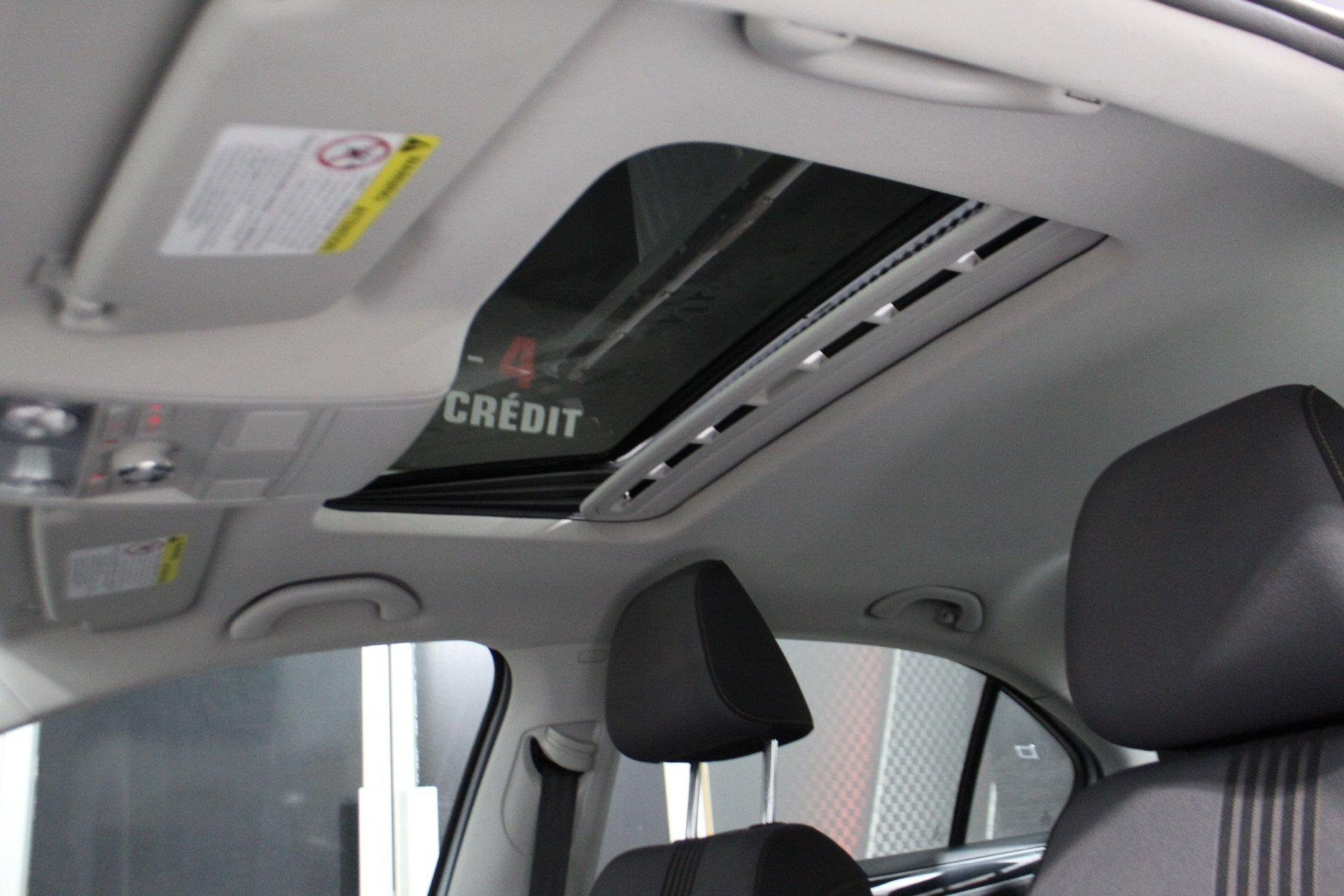 Volkswagen Jetta 2017 - Image 15