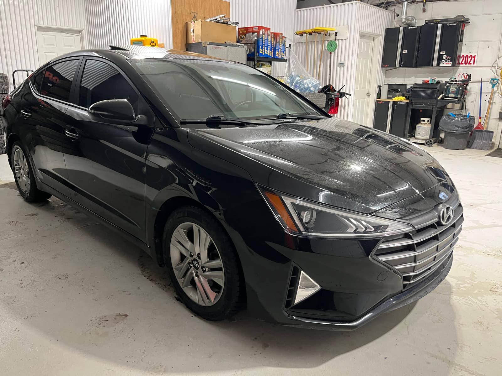 Hyundai Elantra 2020 - Image 3