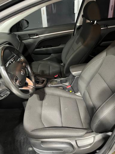 Hyundai Elantra 2020 - Thumbnail 5