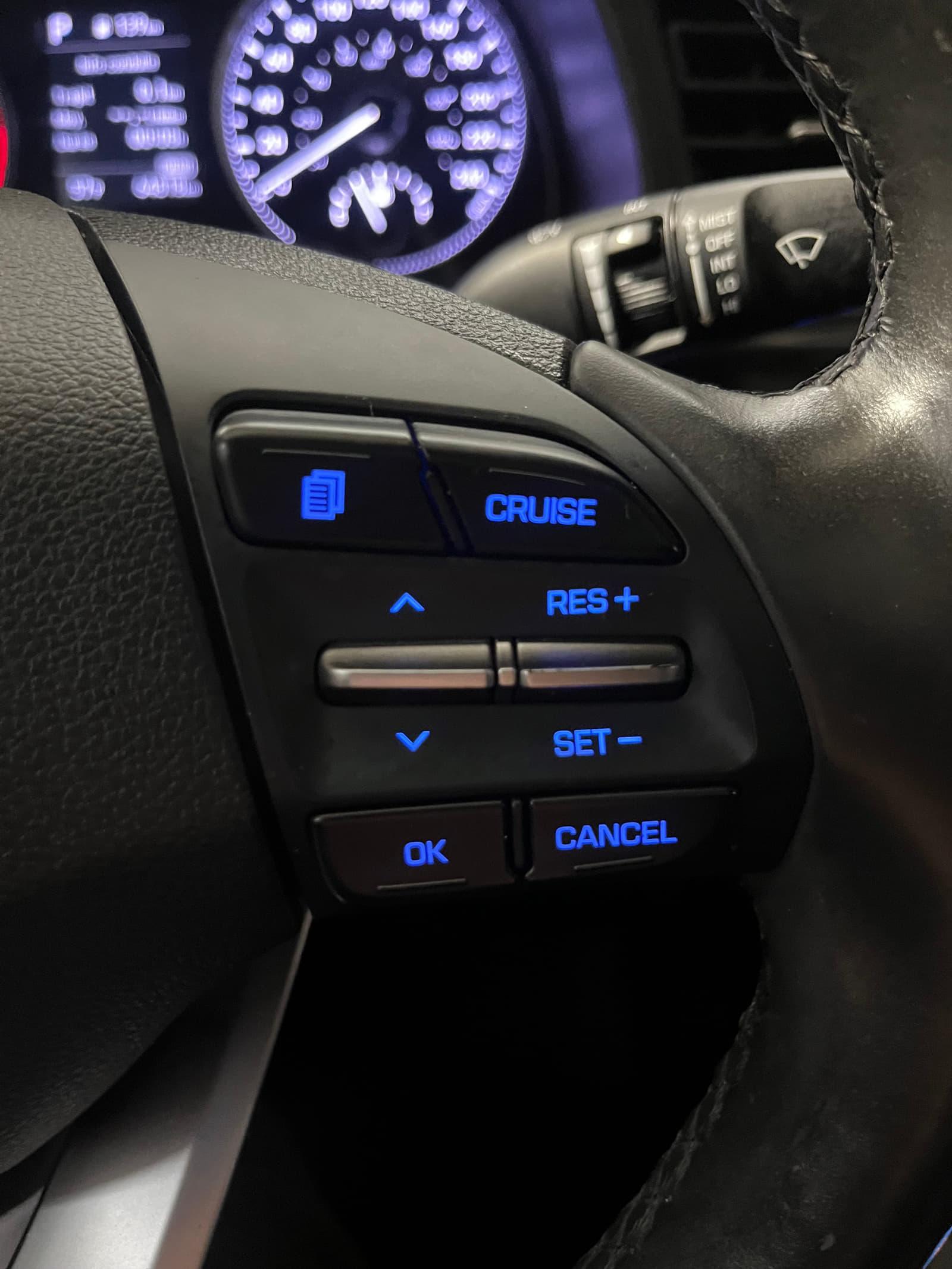 Hyundai Elantra 2020 - Image 10