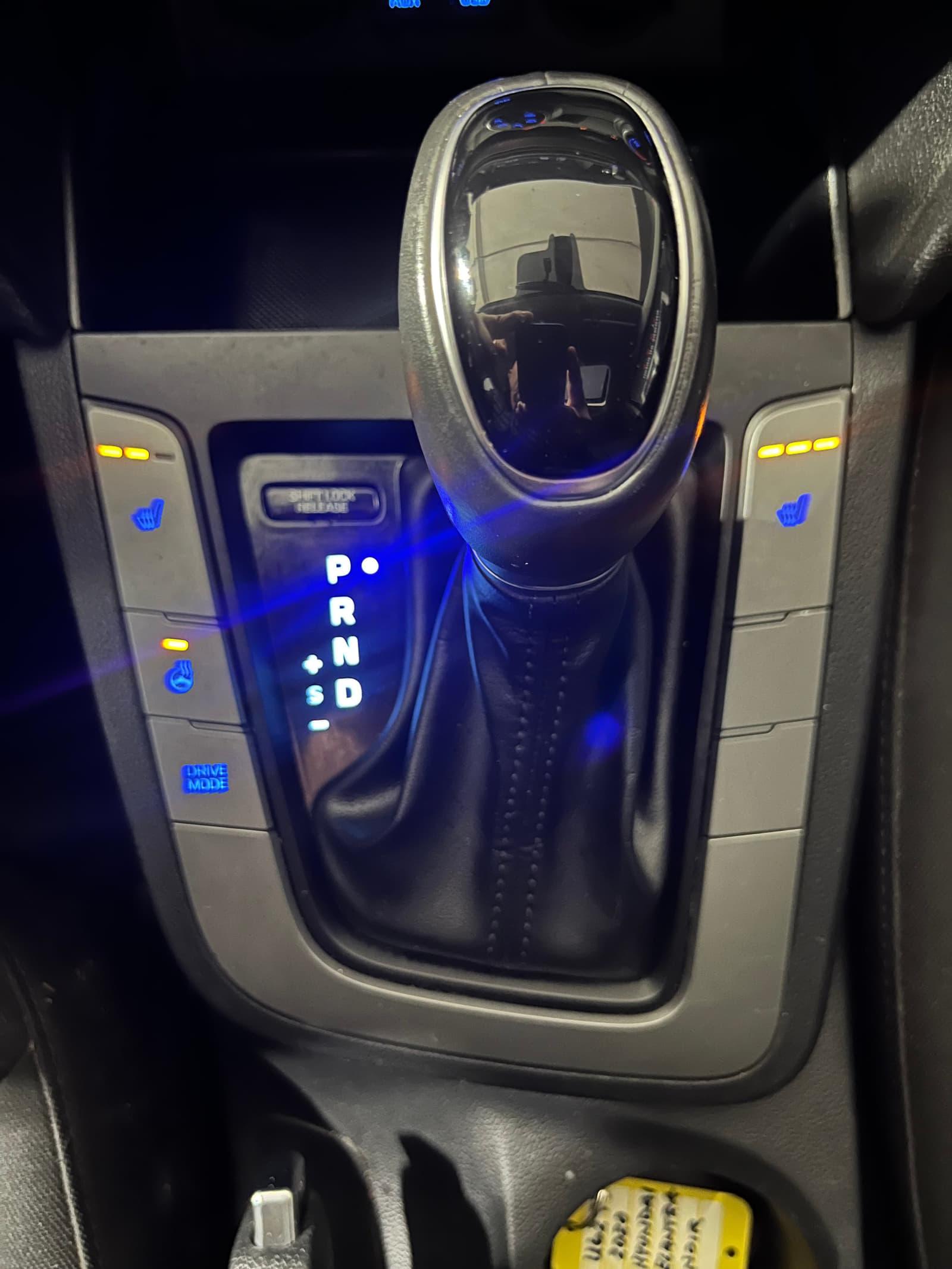 Hyundai Elantra 2020 - Image 11