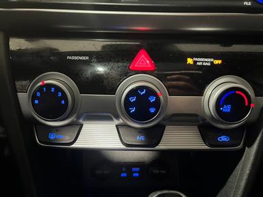 Hyundai Elantra 2020 - Thumbnail 12