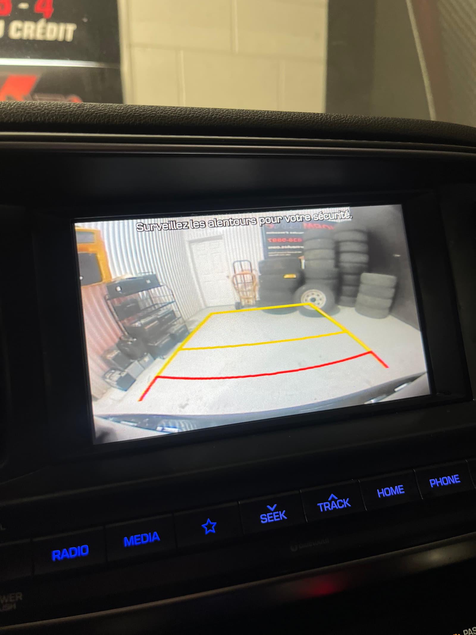 Hyundai Elantra 2020 - Image 16