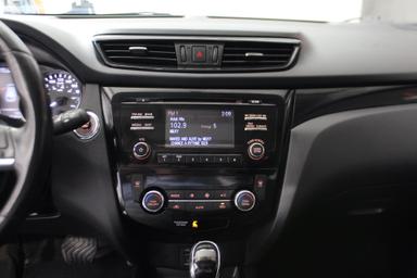 Nissan Qashqai 2018 - Thumbnail 18